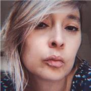 Profesora de Inglés , Magister en educación mención en inglés como lengua extranjera y Magister en Neurociencias para la educación